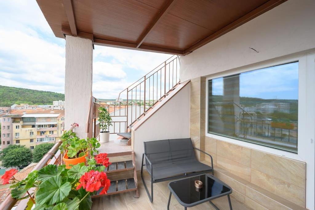 Sunset Luxury Apartment Varna Exteriör bild